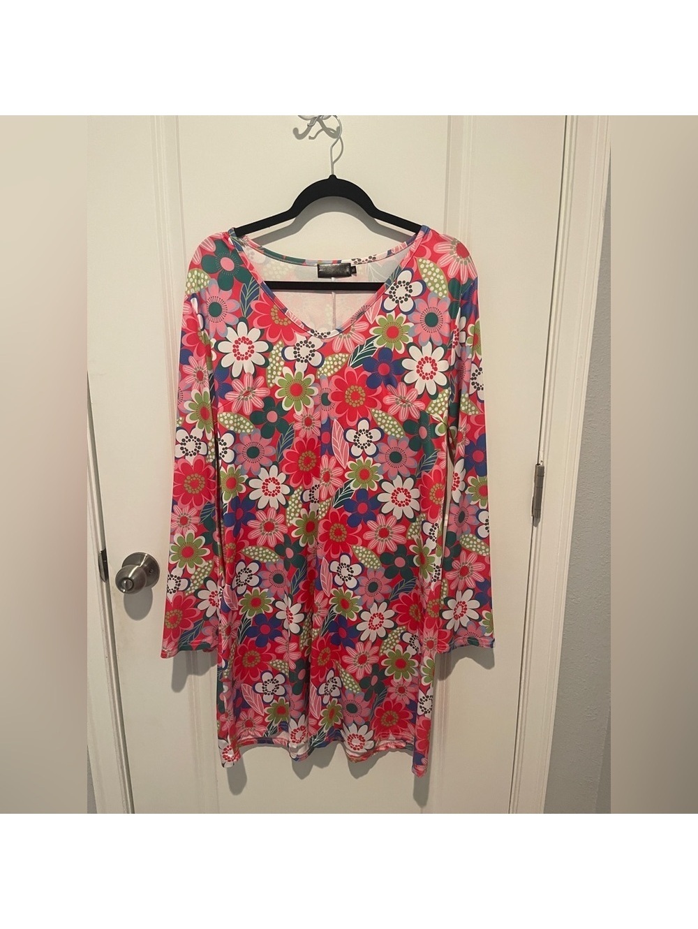 Floral V-Neck Women's dress - Pink and Green
